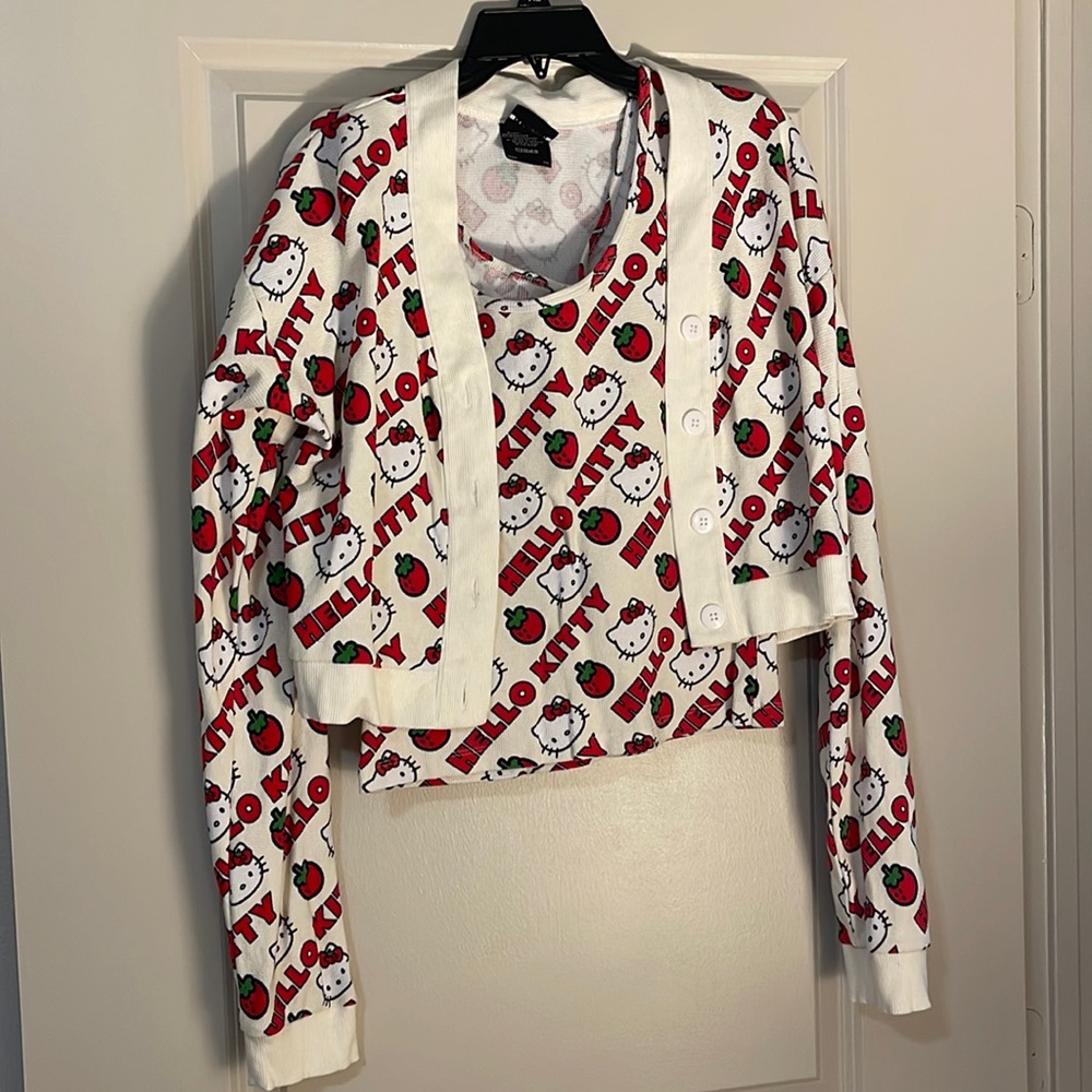 Hello Kitty Shirt and Crop Sweater Set XXL